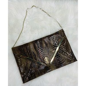 Jennifer Lopez Rochelle brown snakeskin clutch
